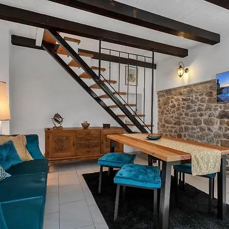 Authentic Stone Topola With Swimming Pool Вилла