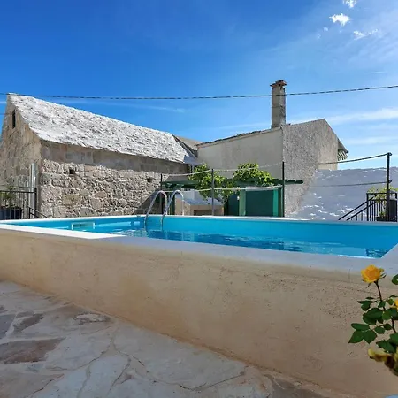 Authentic Stone Topola With Swimming Pool Villa