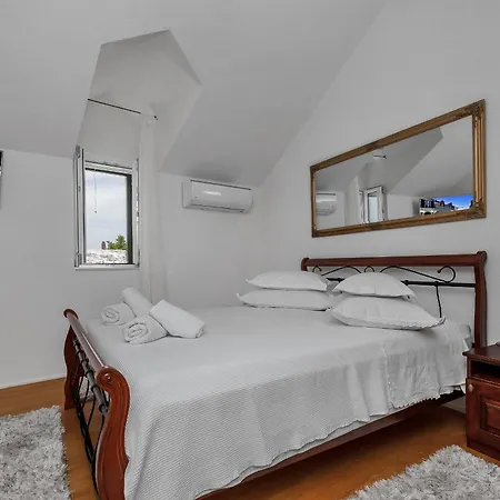 Villa Authentic Stone Topola With Swimming Pool *